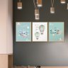 Conjunto com 3 Quadros Cor Azul Bebê para Quarto Conjunto com 3 Quadros Cor Azul Bebê para Quarto